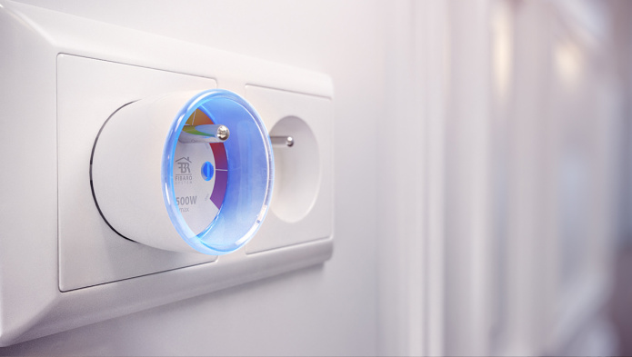 FIBARO Inteligentne gniazdko Wall Plug E FGWPE-102 ZW5